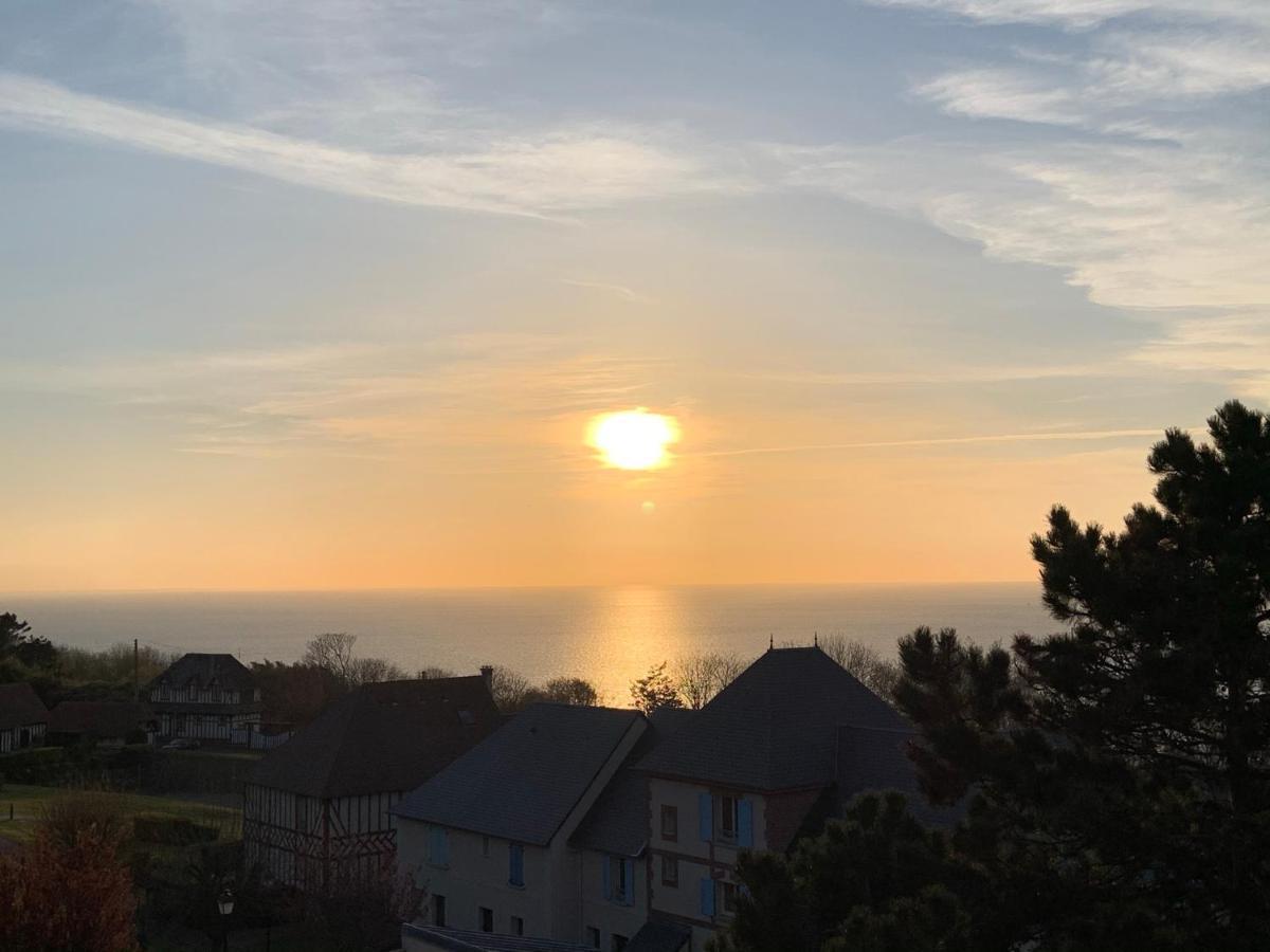 Trouville-Apt Renove-Balcon Magnifique Vue Mer Dış mekan fotoğraf